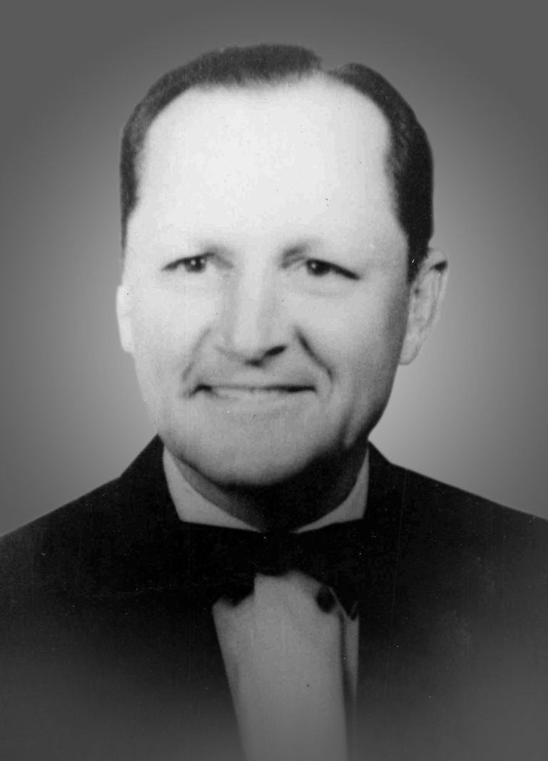 Portrait of Parker Smythe Presley, 97th Worshipful Master of Gray Lodge No. 329